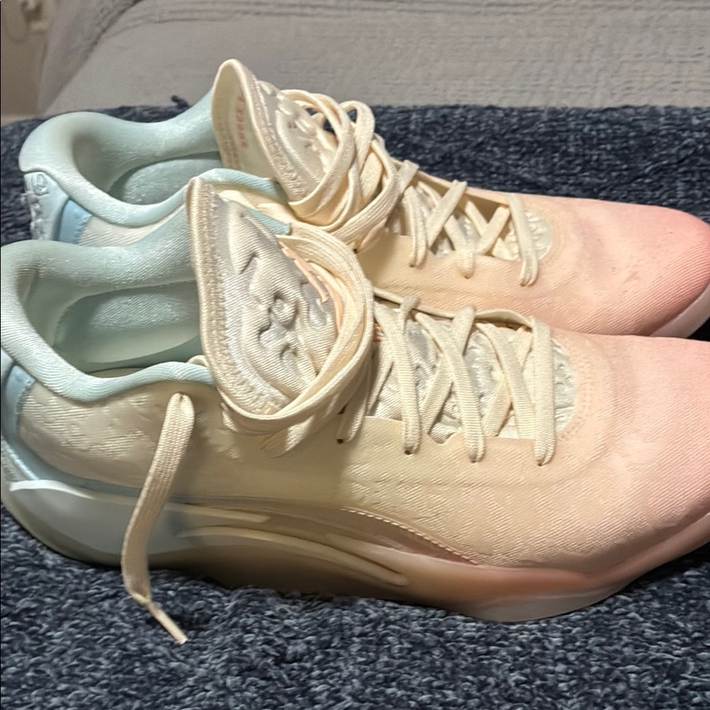 Jordan Athletic Shoes - Cream and Pink